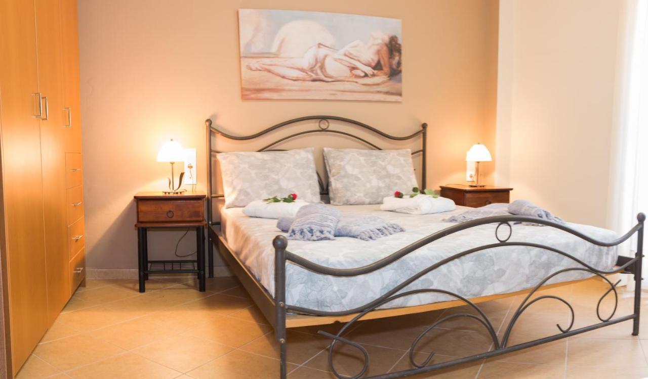 Appartement Marina Mare à Bali  Extérieur photo