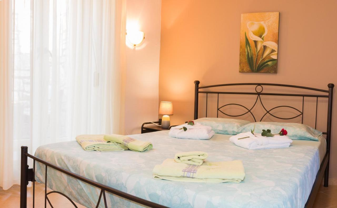 Appartement Marina Mare à Bali  Extérieur photo